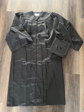 (12) NWOT Black Graduation Gown with Cap
